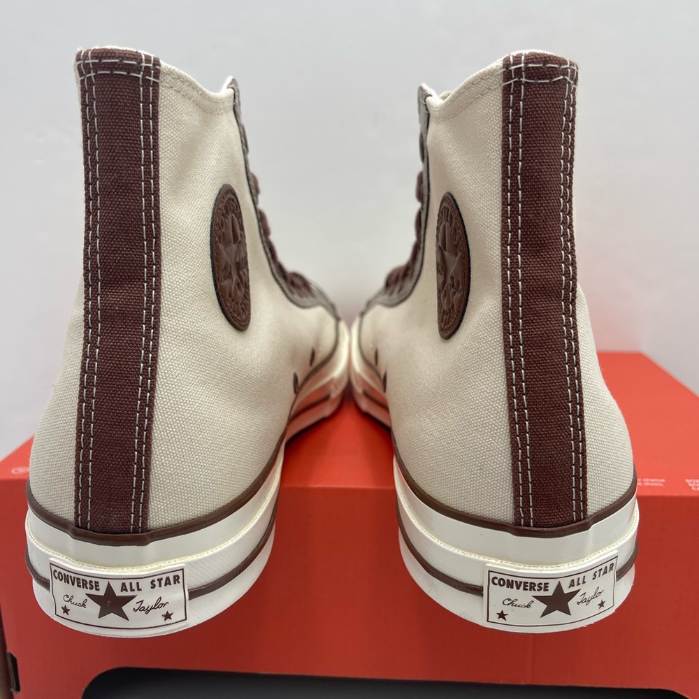 Converse Men’s A09450C
CHUCK 70 HI
NATURAL VORY/BEAR NAP/EGRET High-Top Sneakers - Picture 13 of 16
